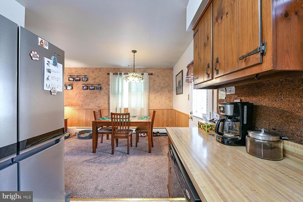 Image 7 of property listing at 589 NEIMAN RD, Pottstown, PA 19465