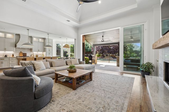 1215 Westmont Drive, Southlake, TX 76092