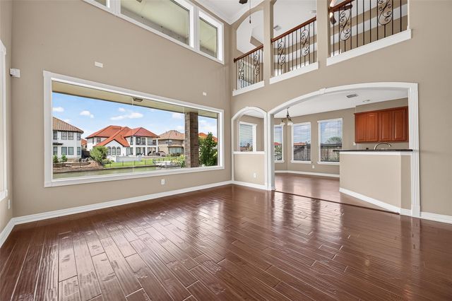 18943 Villa Bergamo Lane, Houston, TX 77094