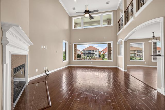 18943 Villa Bergamo Lane, Houston, TX 77094