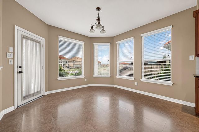 18943 Villa Bergamo Lane, Houston, TX 77094