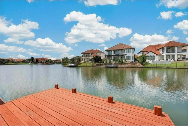 18943 Villa Bergamo Lane, Houston, TX 77094