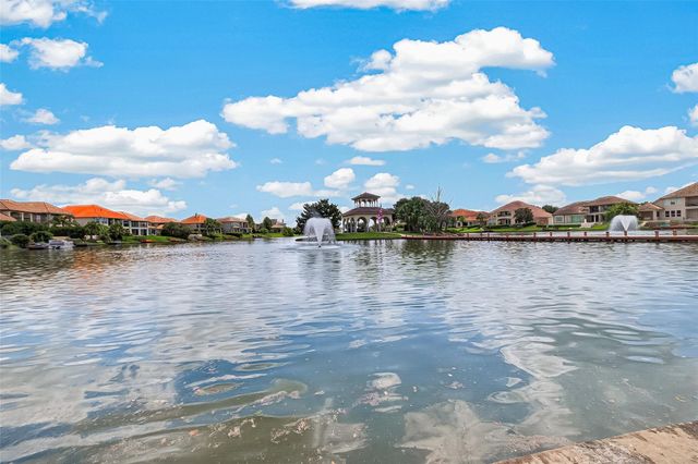 18943 Villa Bergamo Lane, Houston, TX 77094