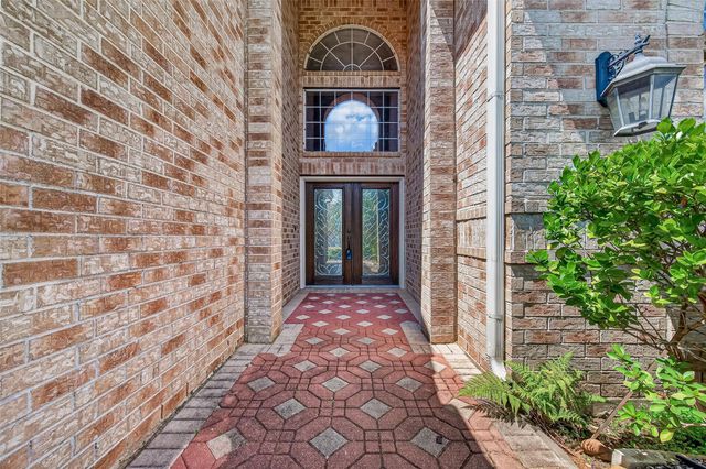 18943 Villa Bergamo Lane, Houston, TX 77094