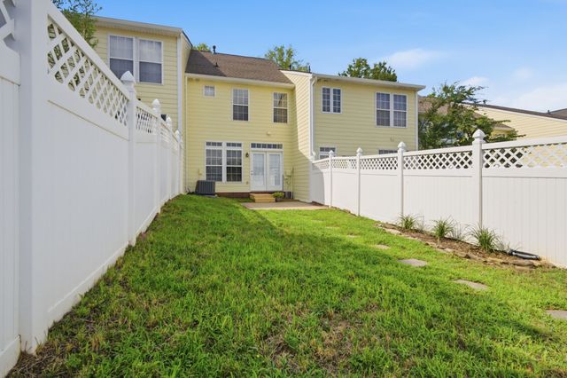 7726 Porter House Dr, Nashville, TN 37211