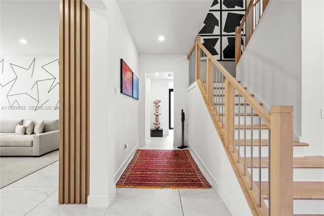 12021 SW 82nd Pl, Miami, FL 33156