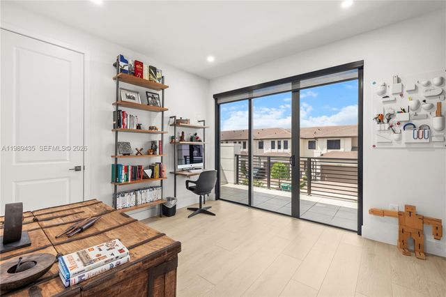 12021 SW 82nd Pl, Miami, FL 33156