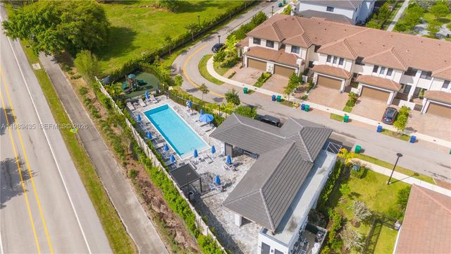 12021 SW 82nd Pl, Miami, FL 33156