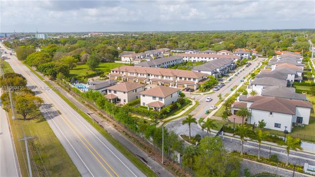 12021 SW 82nd Pl, Miami, FL 33156