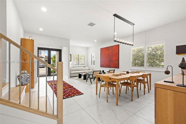 12021 SW 82nd Pl, Miami, FL 33156