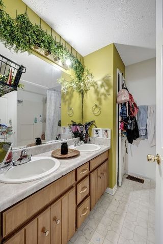 4461 Winton Dr, Antioch, TN 37013