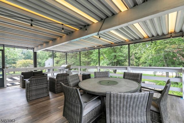 67 Kinnan Way, Bernards Twp., NJ 07920