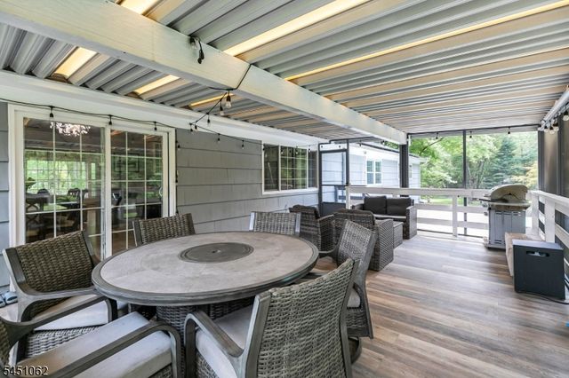 67 Kinnan Way, Bernards Twp., NJ 07920