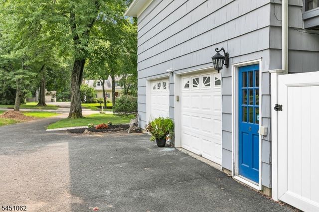 67 Kinnan Way, Bernards Twp., NJ 07920