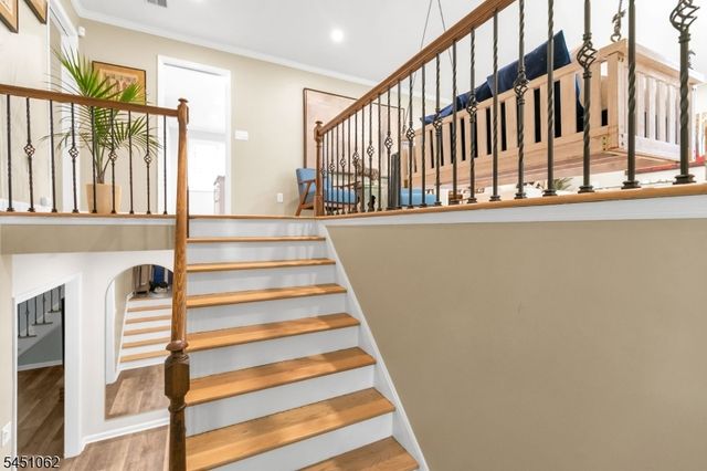67 Kinnan Way, Bernards Twp., NJ 07920
