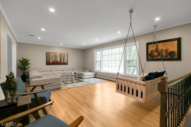 67 Kinnan Way, Bernards Twp., NJ 07920