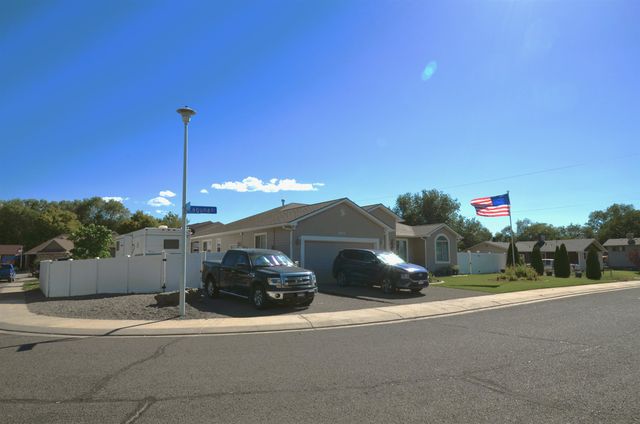 2751 Laguna Drive, Grand Junction, CO 81503