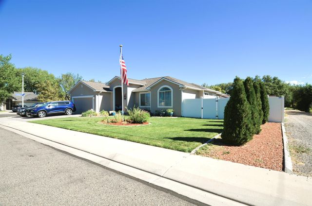 2751 Laguna Drive, Grand Junction, CO 81503