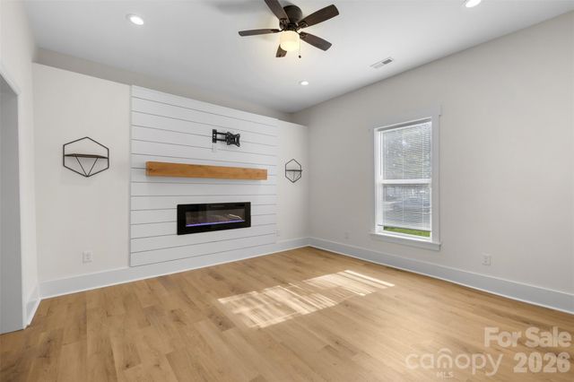 4309 Hovis Road, Charlotte, NC 28208