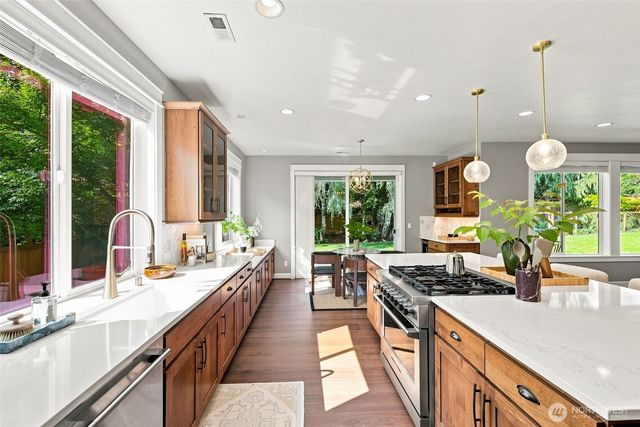 10036 NE 151st Drive, Bothell, WA 98011