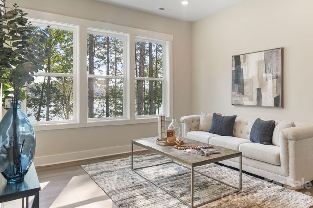 4531 Splash Trail, Sherrills Ford, NC 28673