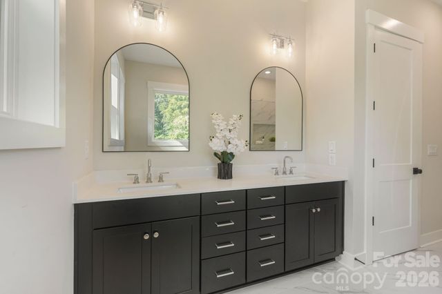 4531 Splash Trail, Sherrills Ford, NC 28673