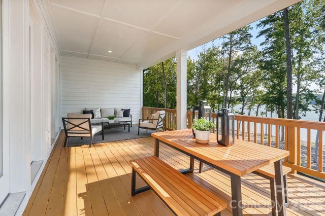 4531 Splash Trail, Sherrills Ford, NC 28673