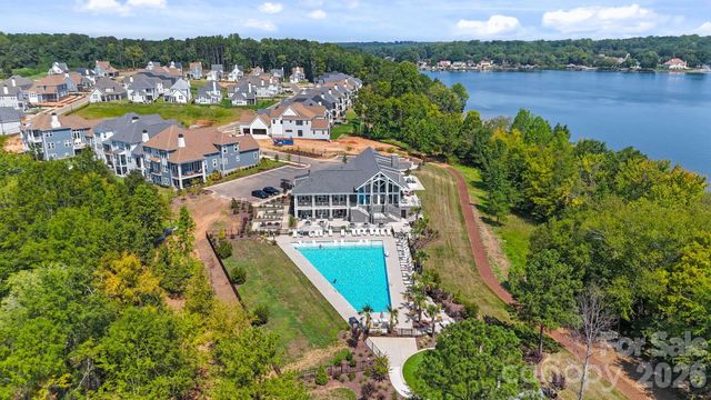 4531 Splash Trail, Sherrills Ford, NC 28673