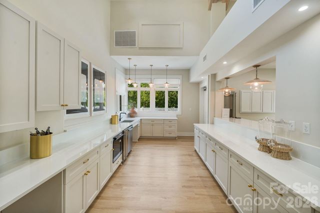 4531 Splash Trail, Sherrills Ford, NC 28673