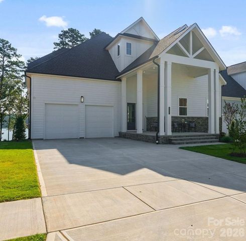 4531 Splash Trail, Sherrills Ford, NC 28673