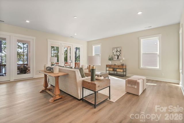 4531 Splash Trail, Sherrills Ford, NC 28673