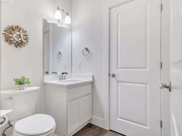 2188 Stanley Lake Ct, Seaside, OR 97138