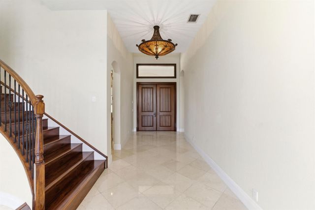 8289 Emerald Avenue, Parkland, FL 33076