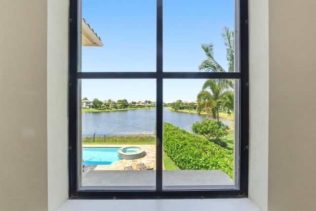 8289 Emerald Avenue, Parkland, FL 33076