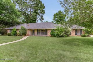 242 Monteigne Drive, Lafayette, LA 70506