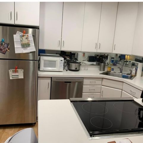 918 W Fullerton Avenue 2, Chicago, IL 60614
