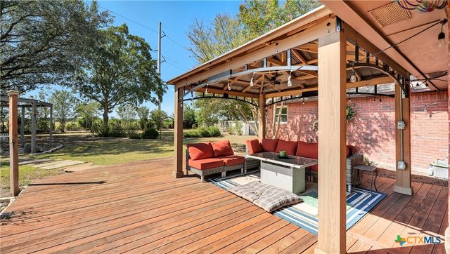 109 Bobwhite Trail, Seguin, TX 78155