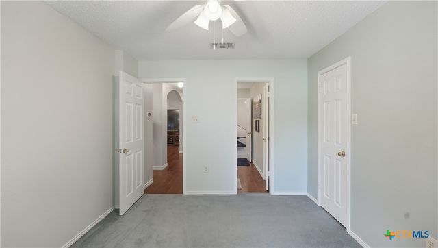109 Bobwhite Trail, Seguin, TX 78155