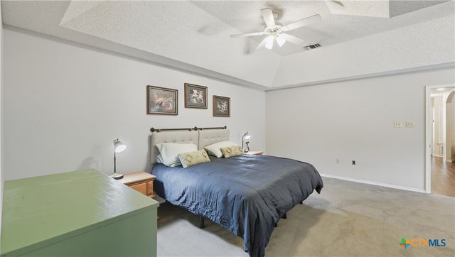 109 Bobwhite Trail, Seguin, TX 78155