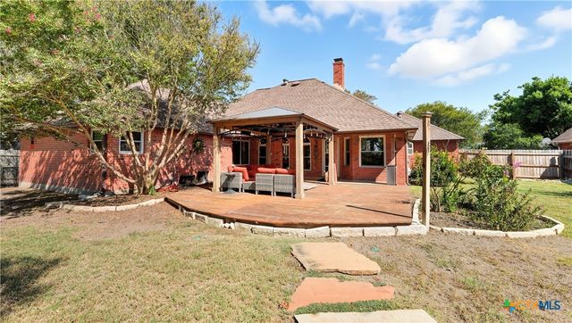 109 Bobwhite Trail, Seguin, TX 78155