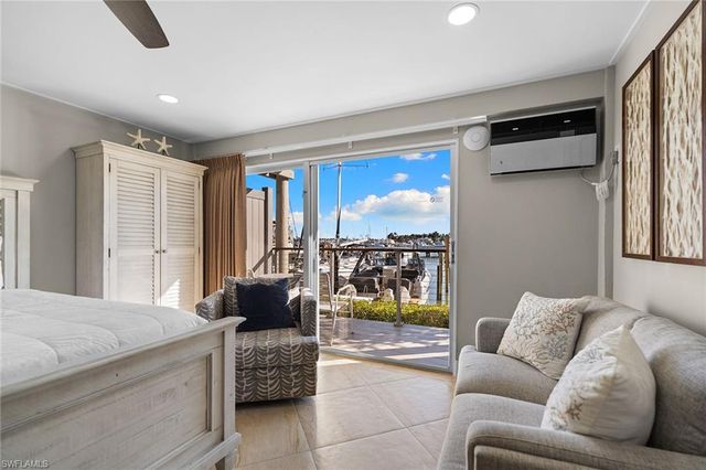 900 Broad AVE S # 110, Naples, FL 34102