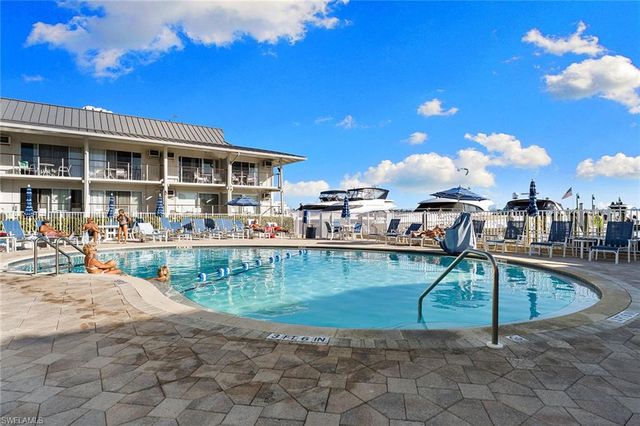 900 Broad AVE S # 110, Naples, FL 34102