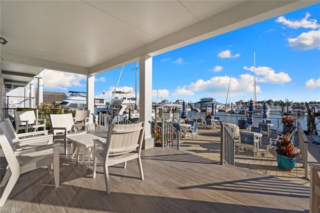 900 Broad AVE S # 110, Naples, FL 34102