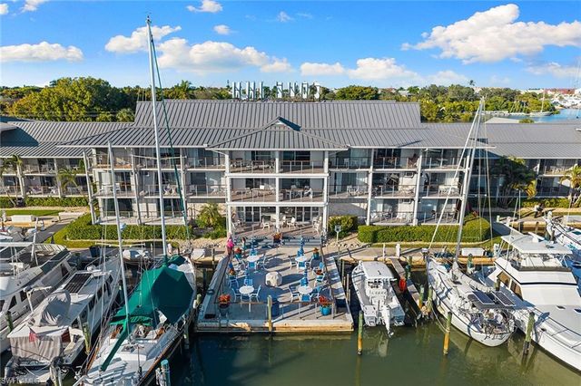 900 Broad AVE S # 110, Naples, FL 34102