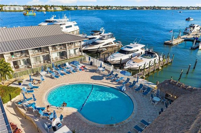 900 Broad AVE S # 110, Naples, FL 34102