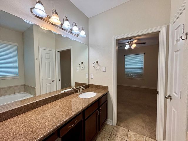 6013 Dublin Lane, Pearland, TX 77581