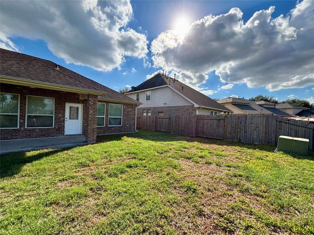 6013 Dublin Lane, Pearland, TX 77581