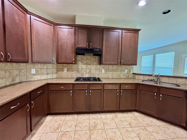 6013 Dublin Lane, Pearland, TX 77581