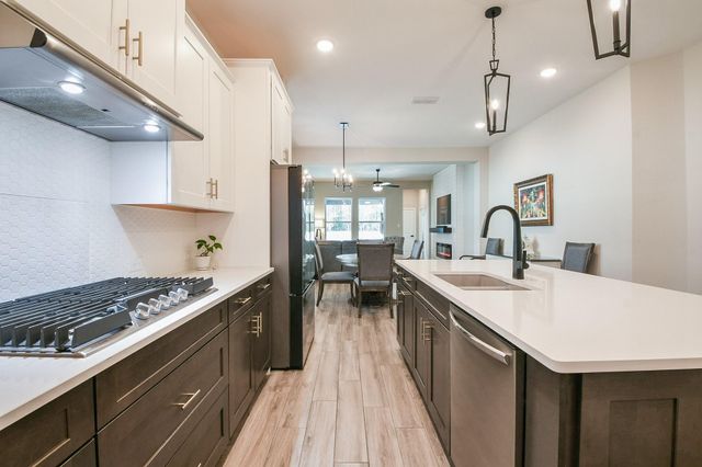 17463 Vino Vines Lane, Conroe, TX 77302