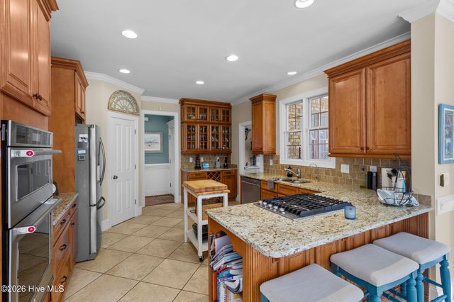 1502 Zurich Place, New Bern, NC 28562